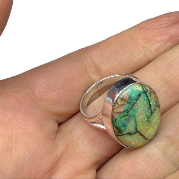 Monarch Fire Opal Ring Size 7 Solid 925 Sterling Silver Oval Green Stone - Picture 9 of 9